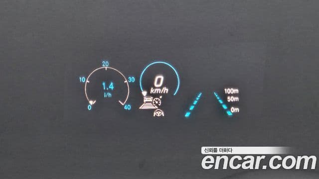 Mercedes-Benz E-Class 2022 — ფოტო 18/20