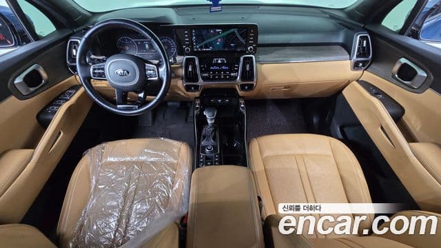 Kia Sorento 2021 — Фото 7/20