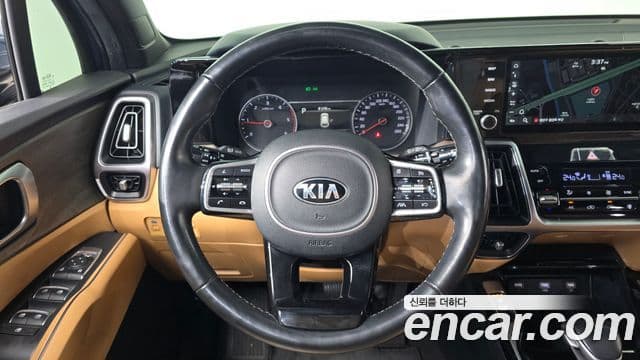 Kia Sorento 2021 — Фото 13/20