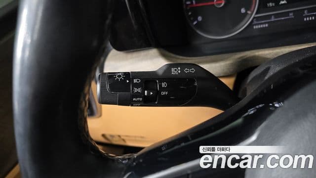 Kia Sorento 2021 — Фото 18/20
