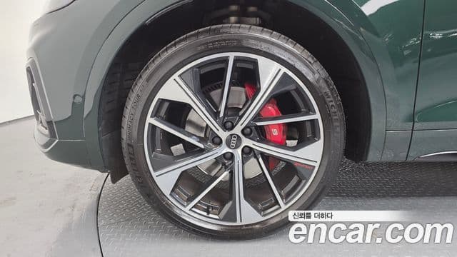 Audi SQ5 2023 — Şəkil 6/20
