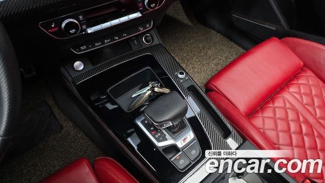 Audi SQ5 2023 — Şəkil 18/20