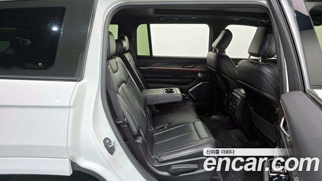 Jeep Grand Cherokee 2021 — Фото 12/20