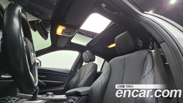BMW 3 Series 2018 — ფოტო 20/20