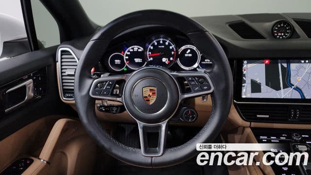 Porsche Cayenne 2019 — Фото 13/20