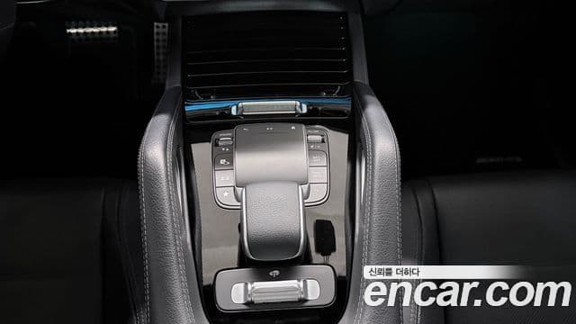 Mercedes-Benz GLE-Class 2022 — ფოტო 7/20