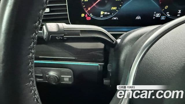 Mercedes-Benz GLE-Class 2022 — ფოტო 19/20