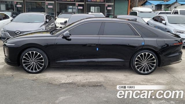 Hyundai Grandeur Hybrid 2023 — ფოტო 14/20