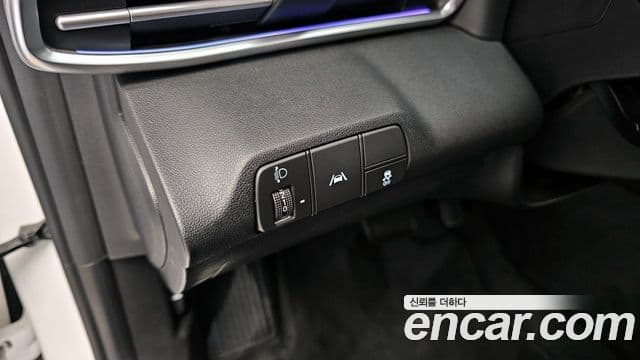 Hyundai The New Avante Hybrid 2020 — ფოტო 1/20