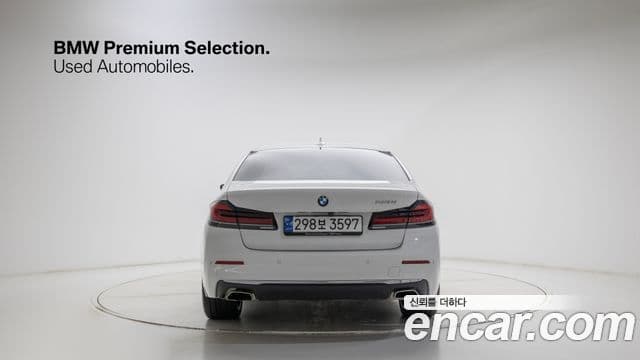 BMW 5 Series 2023 — ფოტო 3/20