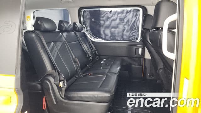 Hyundai Staria 2022 — ფოტო 12/20