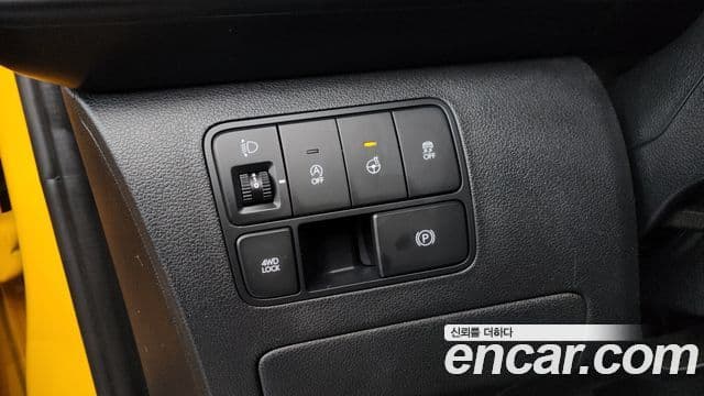 Hyundai Staria 2022 — ფოტო 18/20