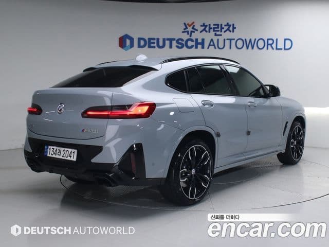 BMW X4 2022 — Photo 13/20
