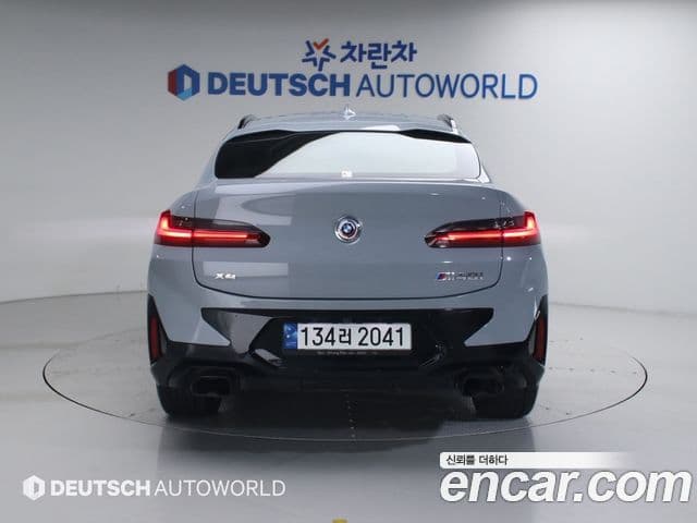 BMW X4 2022 — Photo 6/20