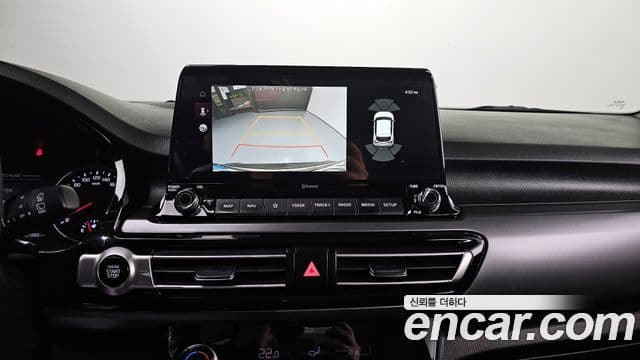 Kia Seltos 2022 — Şəkil 17/20
