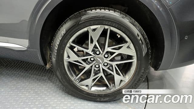Genesis GV70 2021 — Photo 11/20