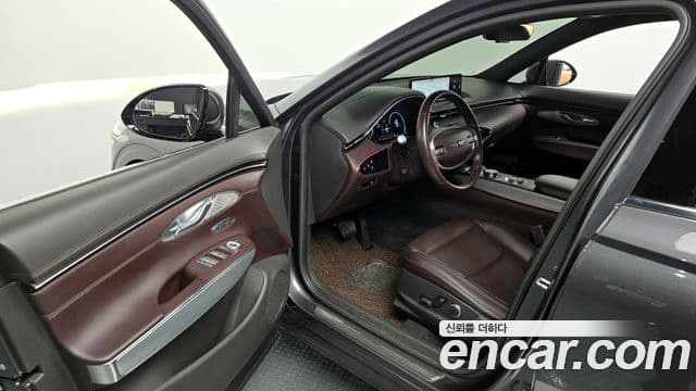 Genesis GV70 2021 — Photo 7/20