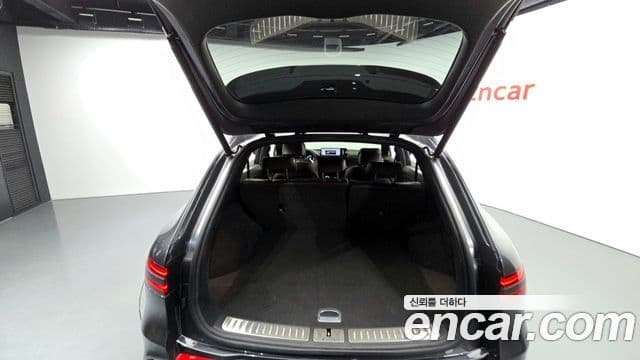Genesis GV70 2021 — Photo 13/20