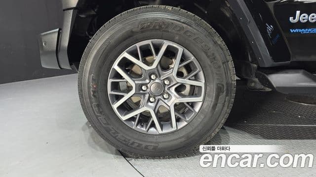 Jeep Wrangler 2021 — Photo 6/20