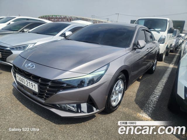 Hyundai The New Avante Hybrid 2022 — ფოტო 19/20