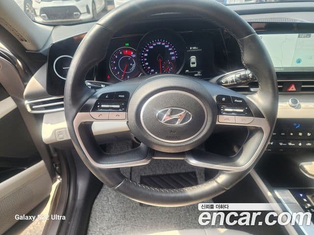 Hyundai The New Avante Hybrid 2022 — ფოტო 13/20