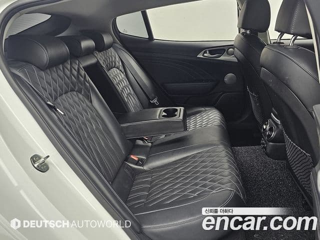 Kia Stinger 2020 — Şəkil 11/20