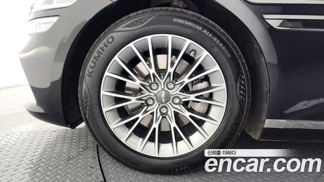 Genesis Electrified G80 2023 — Şəkil 5/20