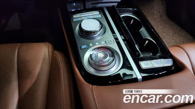 Genesis Electrified G80 2023 — Şəkil 9/20