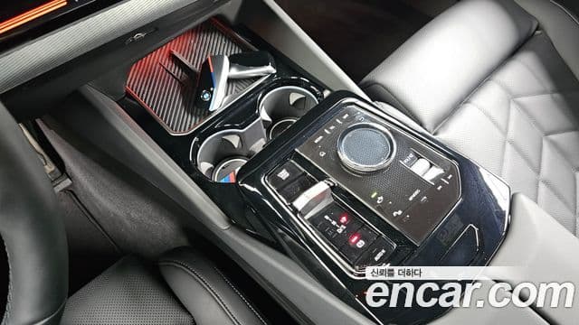 BMW 5 Series 2024 — Şəkil 9/20