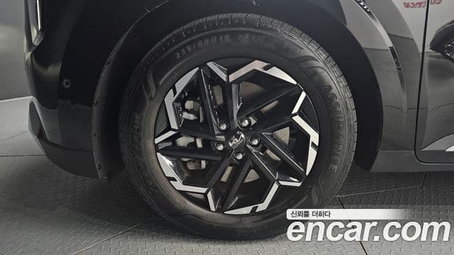Kia Carnival 2024 — Şəkil 5/20