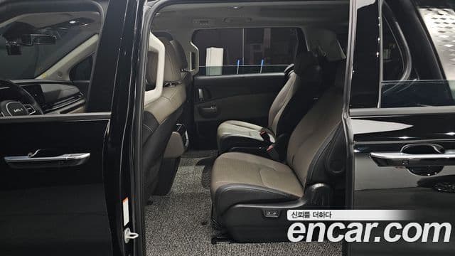 Kia Carnival 2024 — Şəkil 12/20