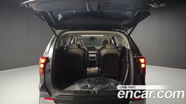Kia Carnival 2024 — Şəkil 20/20