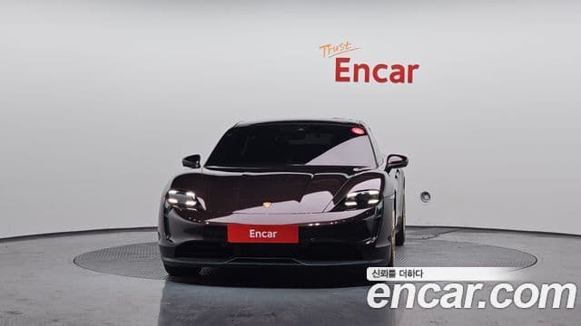 Porsche Taycan 2021 — ფოტო 12/20