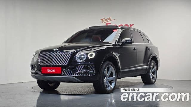 Bentley Bentayga 2018 — Photo 7/20