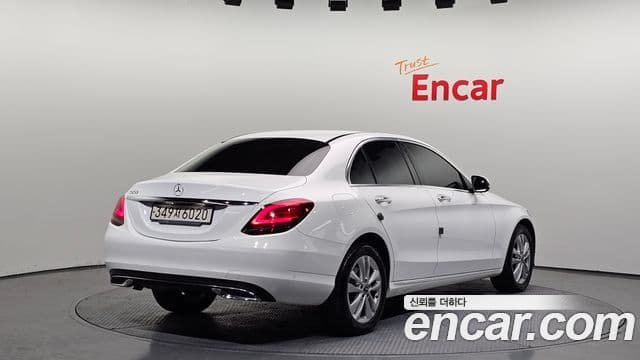 Mercedes-Benz C-Class 2020 — Şəkil 2/20