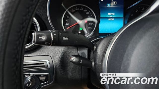 Mercedes-Benz C-Class 2020 — Şəkil 14/20