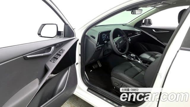Kia Niro 2025 — Şəkil 10/20