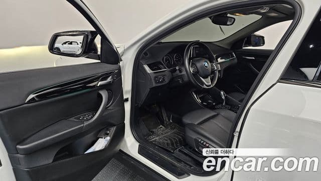 BMW X2 2019 — Şəkil 10/20