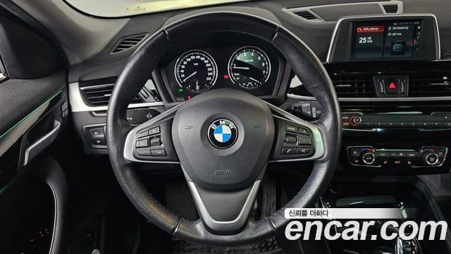 BMW X2 2019 — Şəkil 13/20