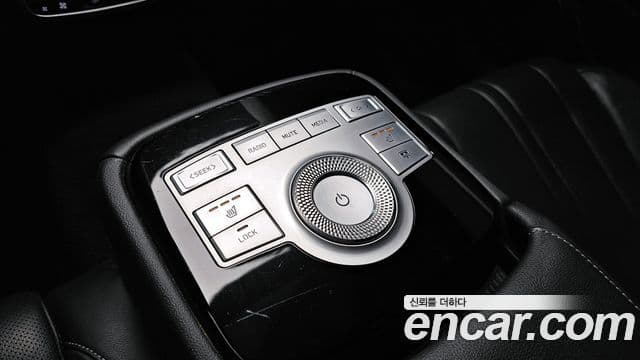 Genesis Electrified G80 2021 — Şəkil 17/20