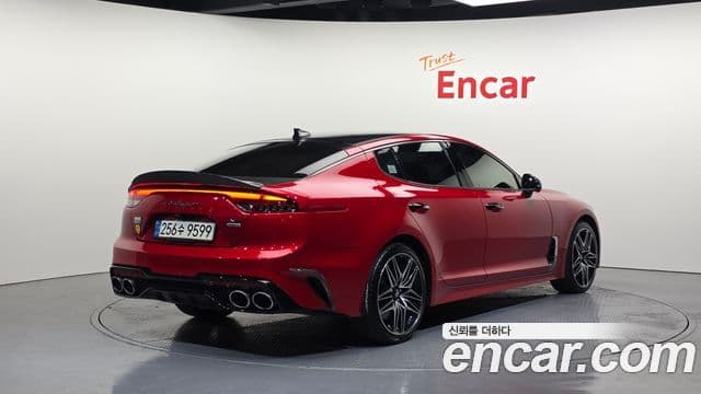 Kia Stinger 2021 — Şəkil 2/20