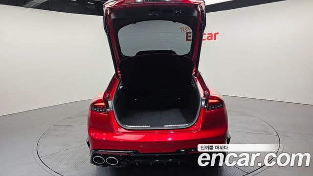 Kia Stinger 2021 — Şəkil 20/20