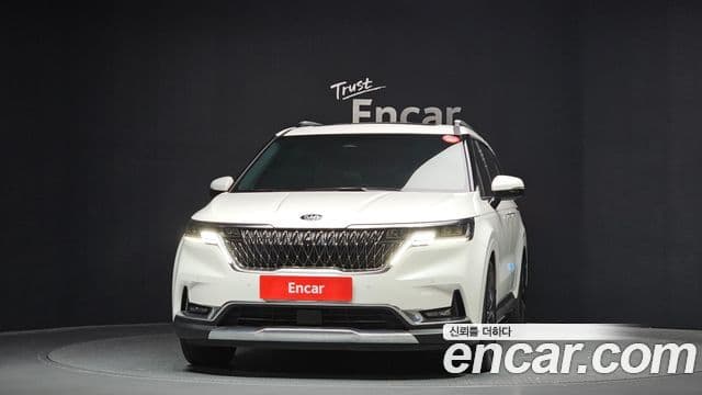 Kia Carnival 2020 — ფოტო 3/20