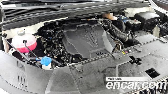 Kia Carnival 2020 — ფოტო 6/20
