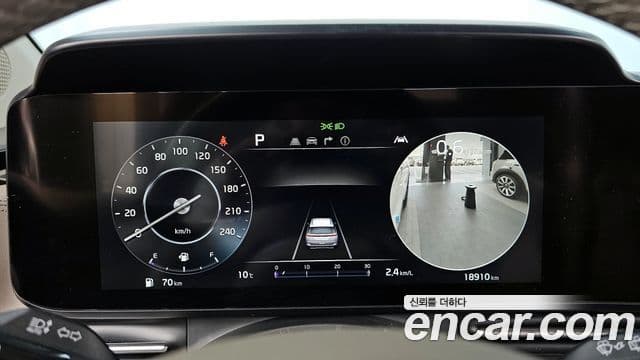 Kia Carnival 2020 — ფოტო 8/20
