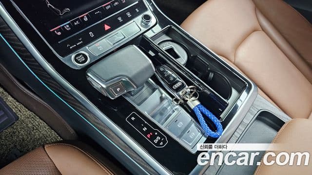Audi Q7 2021 — Şəkil 7/20