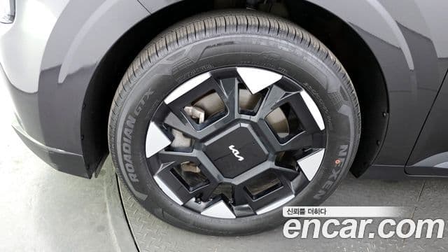 Kia Carnival 2024 — Şəkil 5/20