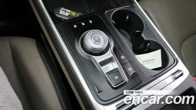 Kia Carnival 2024 — фото 9 из 20