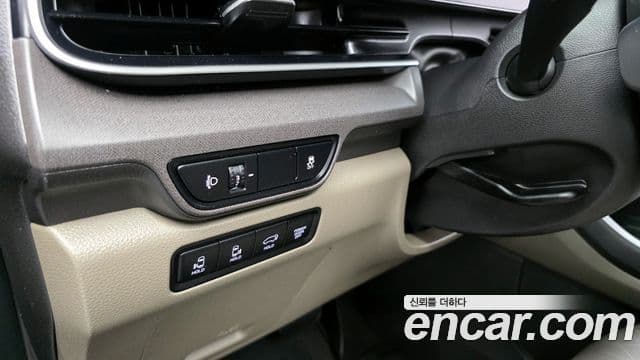Kia Carnival 2024 — фото 14 из 20