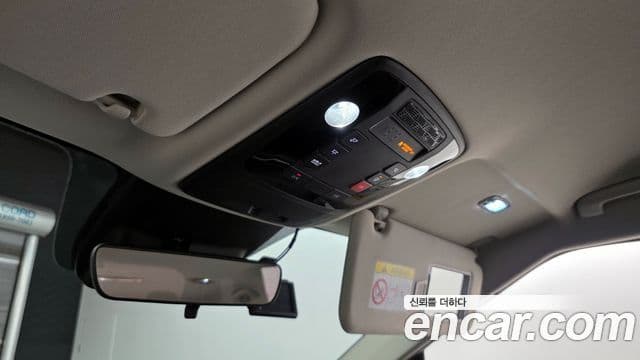 Kia Carnival 2024 — Şəkil 18/20